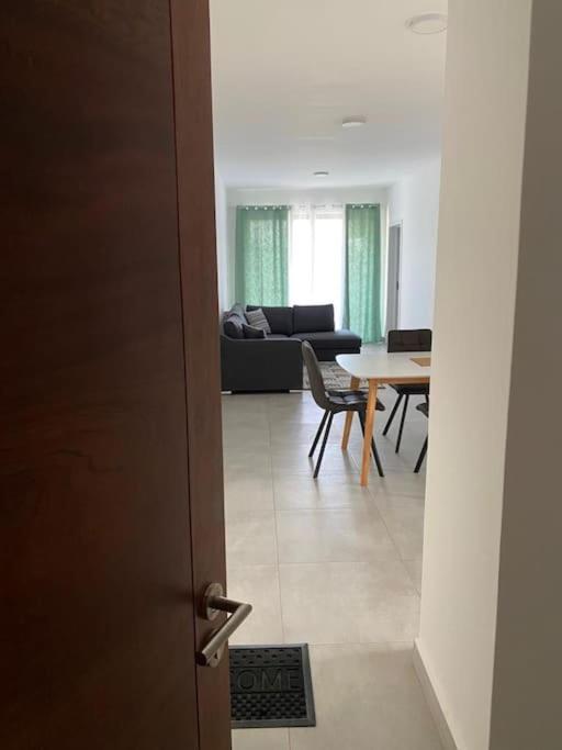 Modern Flat In Flic En Flac-Walk To The Beach Eksteriør billede